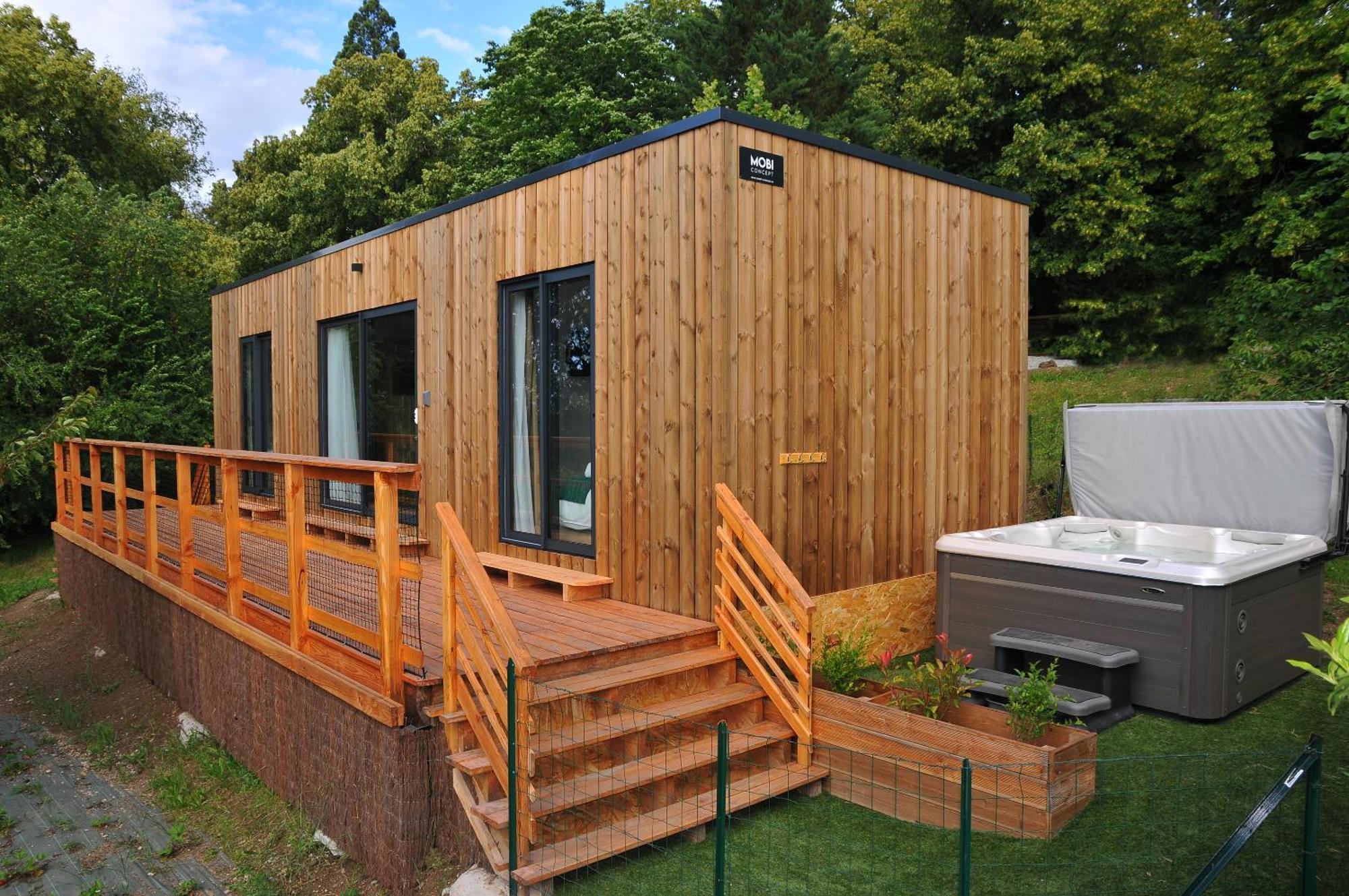 Lodges Arverne Vic-le-Comte Exterior photo